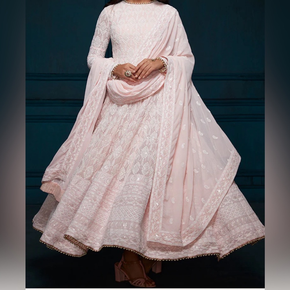 Light pink thread Anarkali pearls